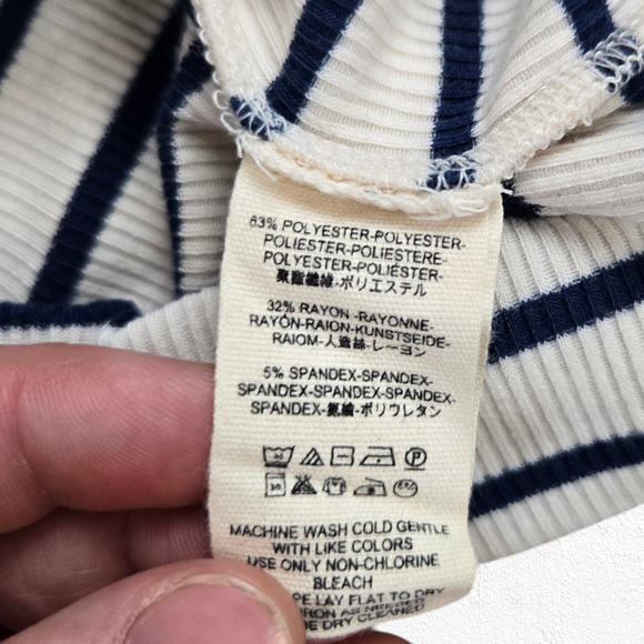 We the Free White Blue Off the Shoulder Striped Melbourne Preppy Top Size Medium - Picture 8 of 9